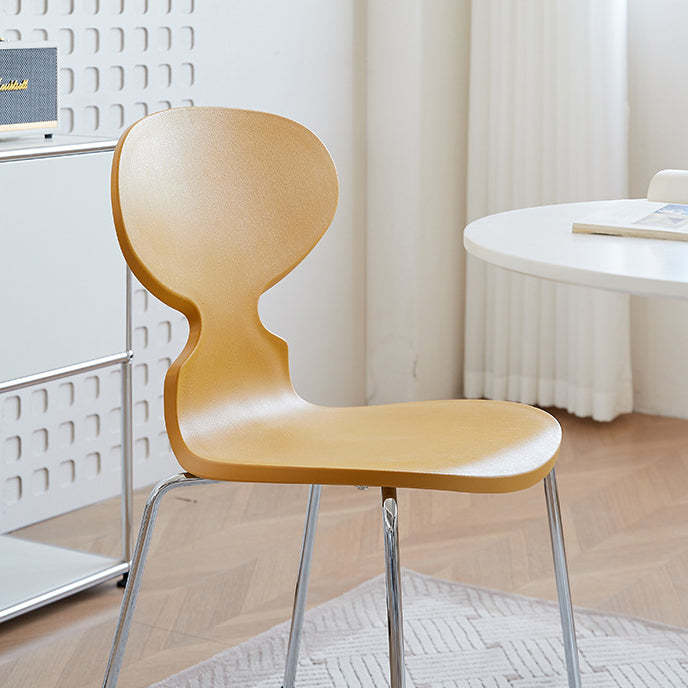 Minimalist Metal Four-Leg Chair