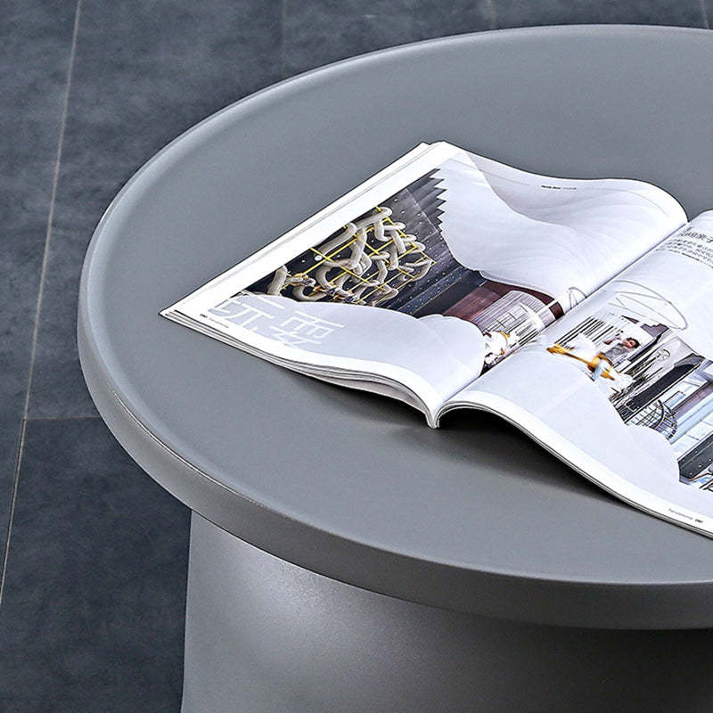 Minimalist Round Plastic Coffee Table