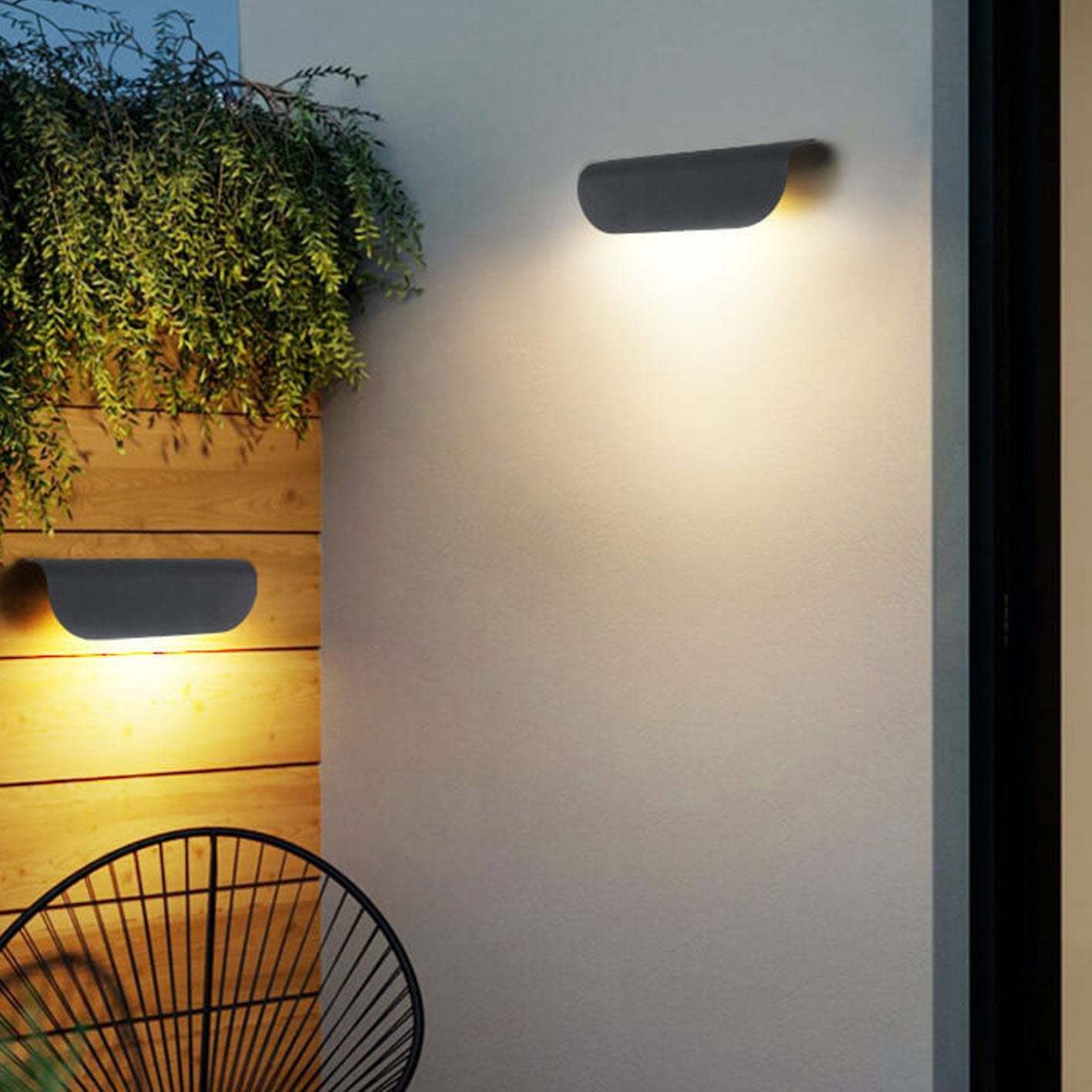 Modern Outdoor Curved LED Garden Wall Sconce