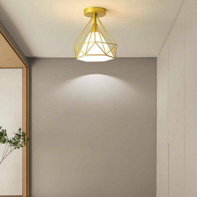 Scandinavian Iron Flower Diamond Light