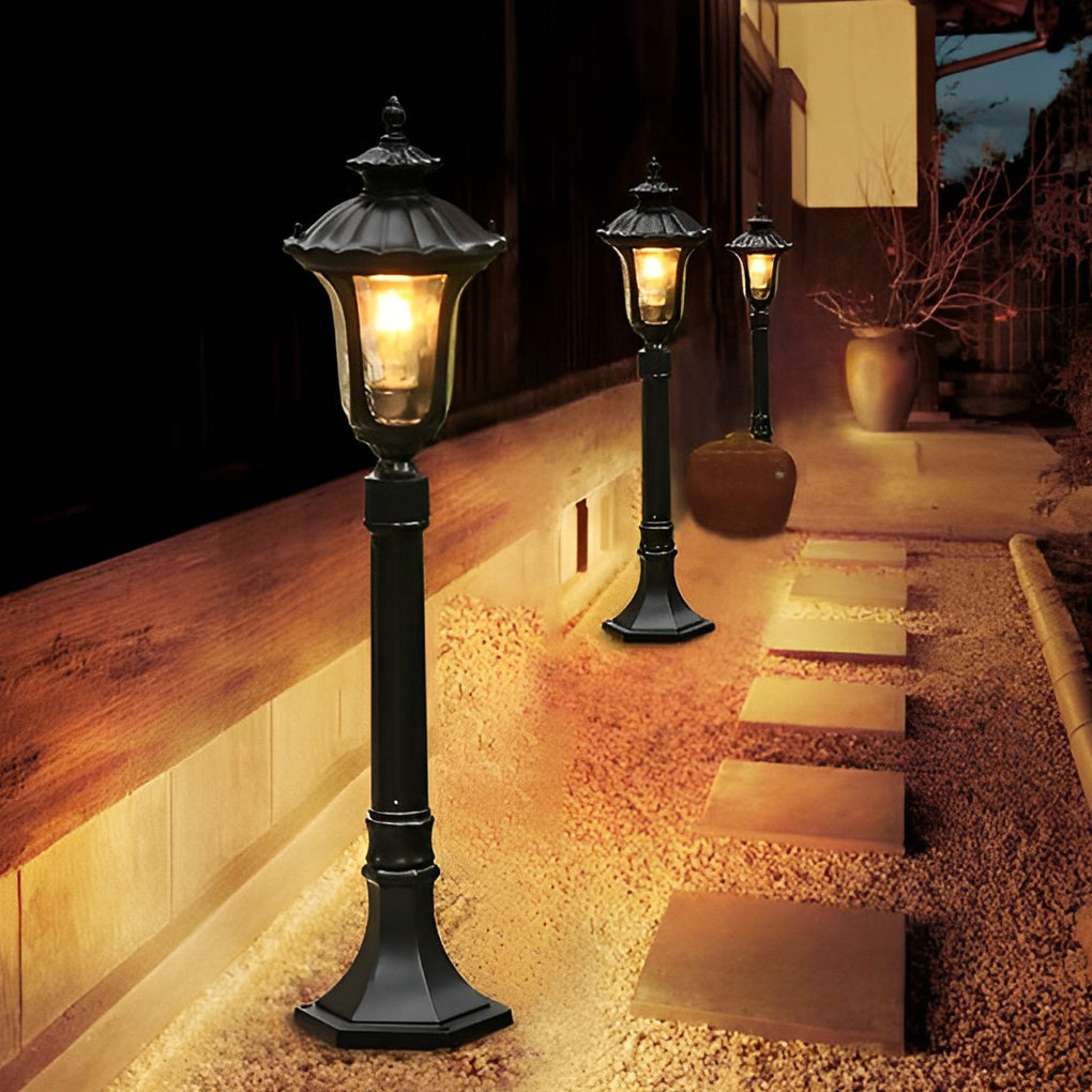 Vintage Black European LED Outdoor Lawn Light