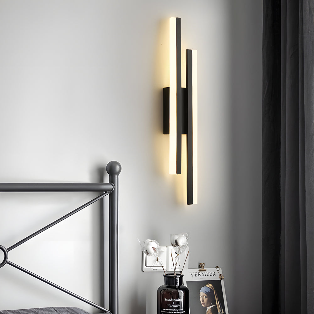 Modern 2-Light Linear LED Wall Lamp with 3-Step Dimming - Black/Gold Wall Sconce-Lighom