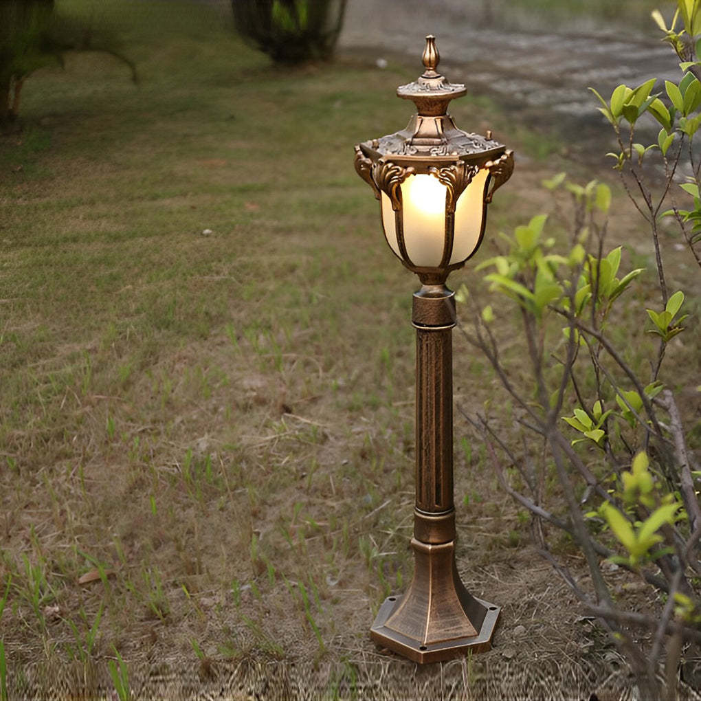 Traditional European-Style LED Outdoor Pathway Lamp Post - Durable & Waterproof-Lighom