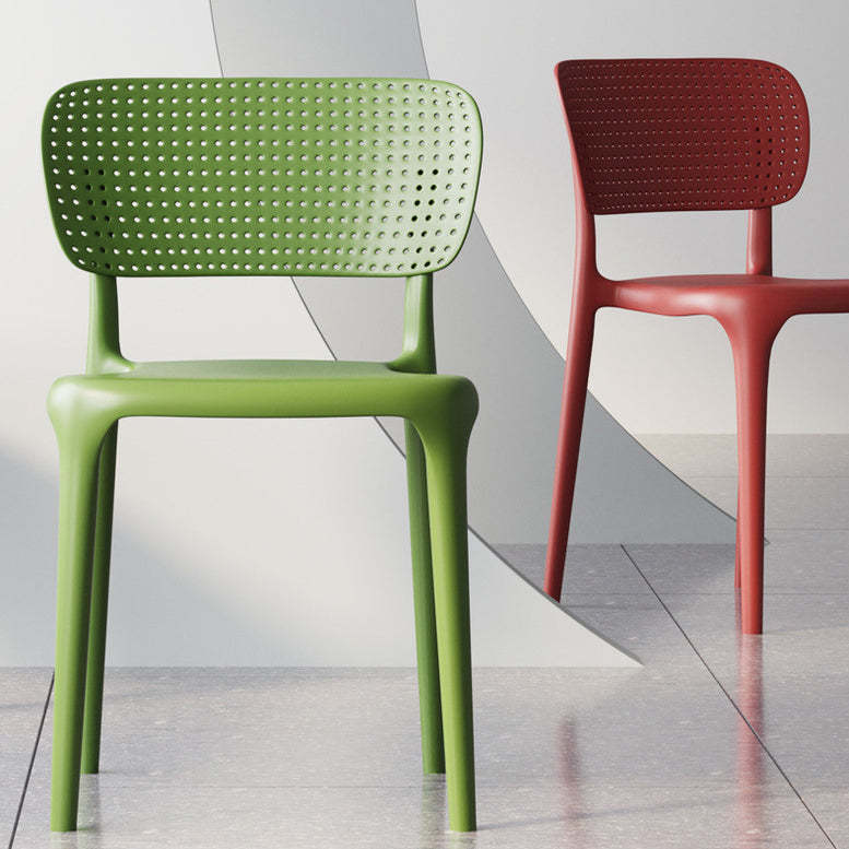 Contemporary Plastic Chair — White