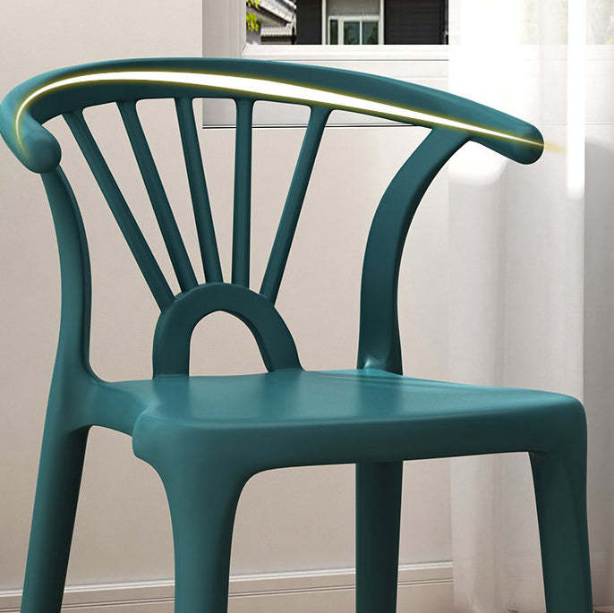 Scandinavian Arc Plastic Stackable Dining Chair — Green