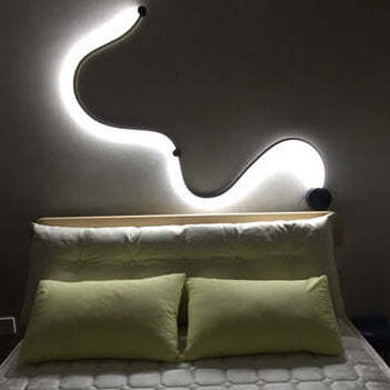 Modern Aluminum Snake Curved LED Sconce