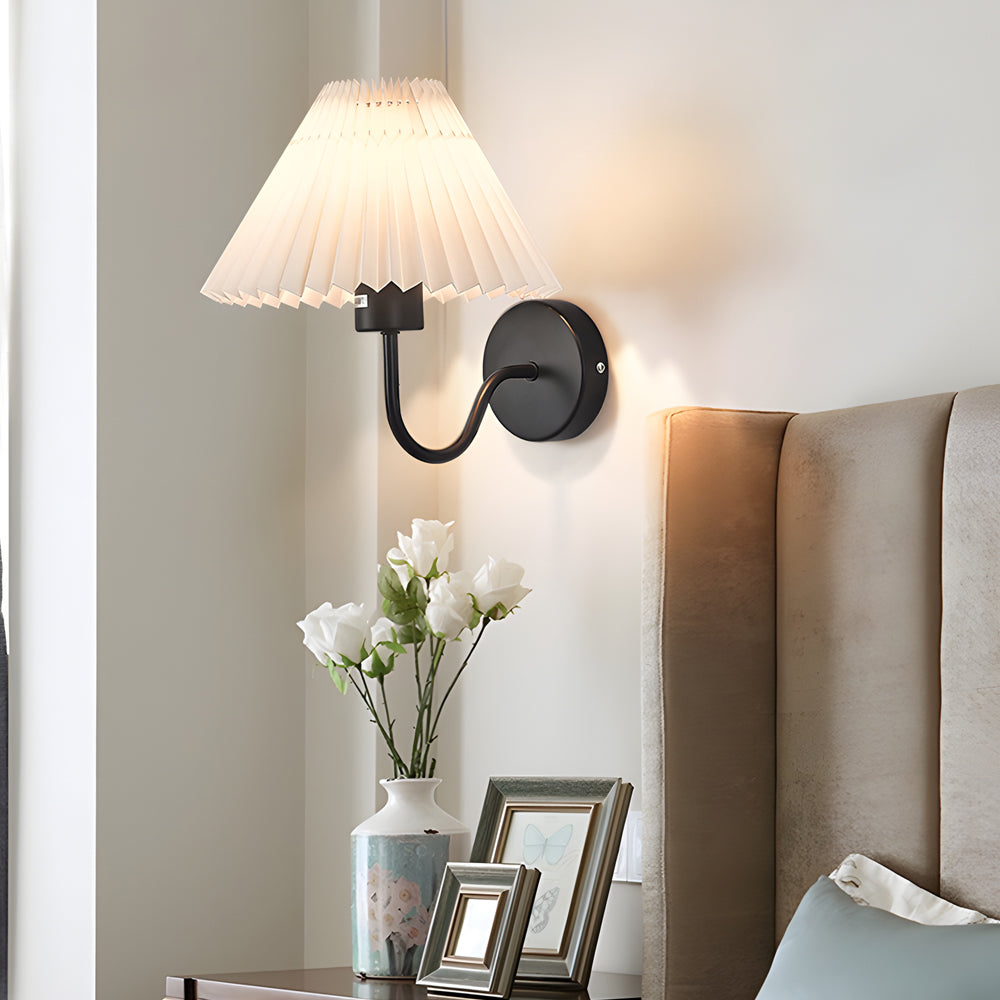 Vintage 1-Light Dimmable Metallic Pleated Fabric Sconce — Copper / White
