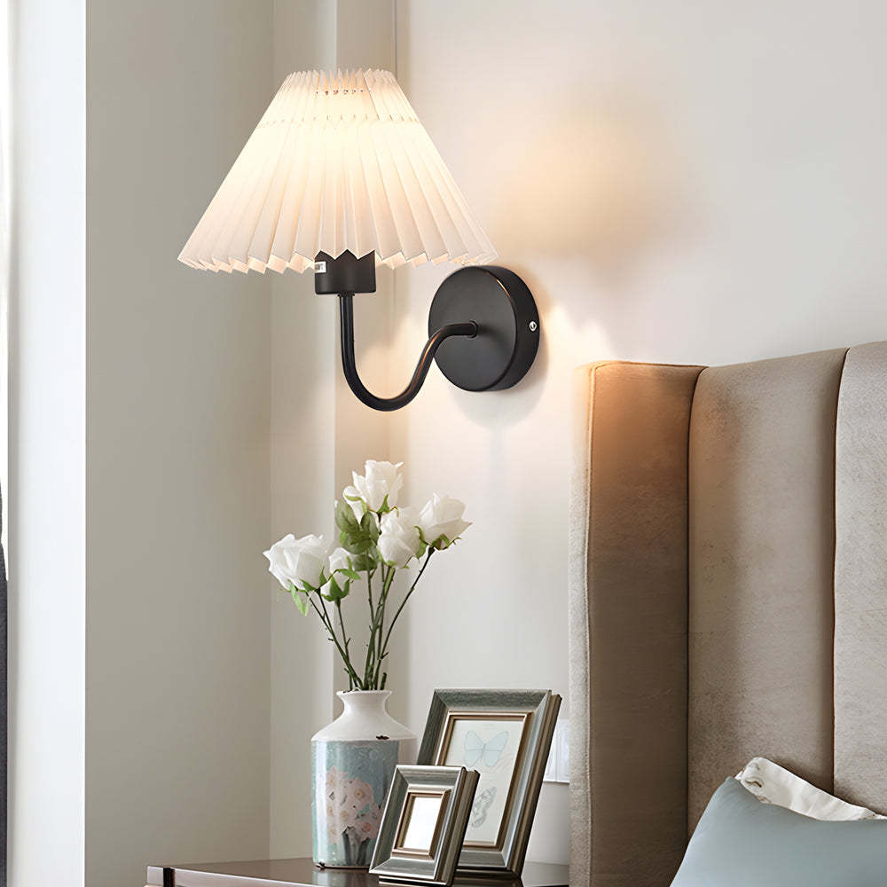Vintage 1-Light Dimmable Metallic Pleated Fabric Sconce — Copper / White