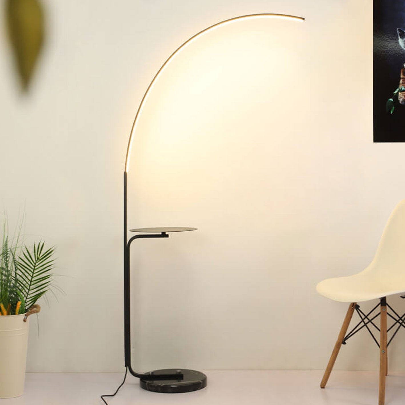 Nordic Minimalist Bending Tray LED Floor Lamp