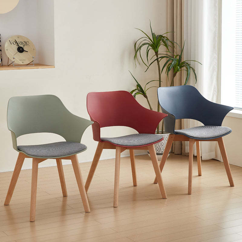 Nordic Curved Plastic Wood-Leg Dining Armchair