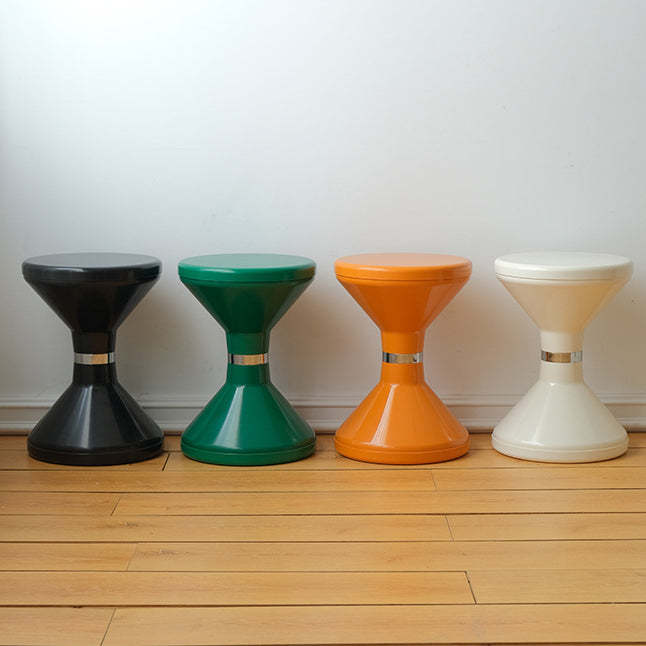 Scandinavian Hourglass Portable End Table — Orange