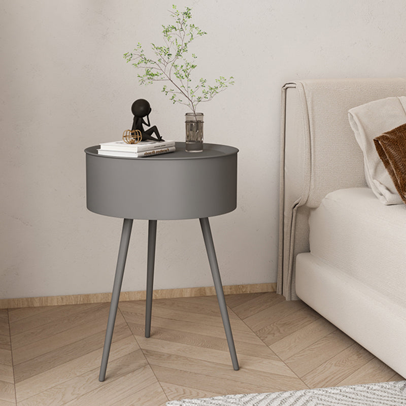 Minimalist Round Iron 1-Storage Nightstand