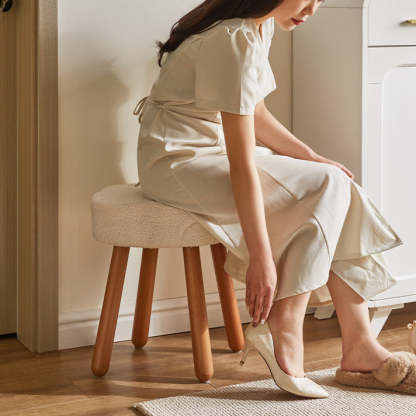 Cloud Clover Wood Lambswool Armchair
