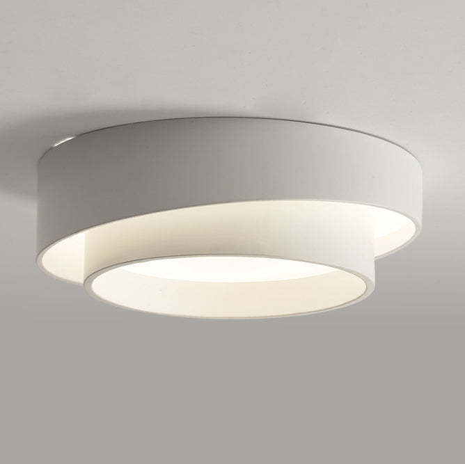 Minimalist Overlapping Round LED Flush Mount Light