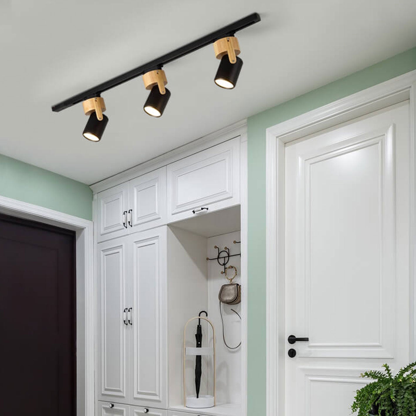 Nordic Minimalist Track Spotlight 1/3-Light Flush Mount