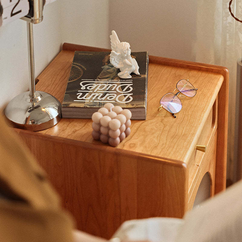 Retro Solid Wood Cube 1-Drawer Nightstand