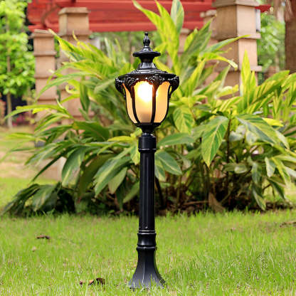 Traditional European-Style LED Outdoor Pathway Lamp Post - Durable & Waterproof-Lighom