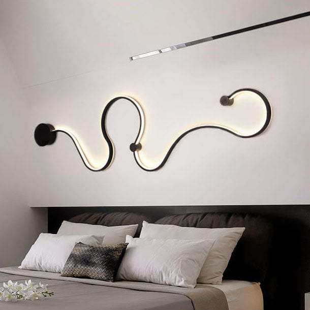 Modern Aluminum Snake Curved LED Sconce