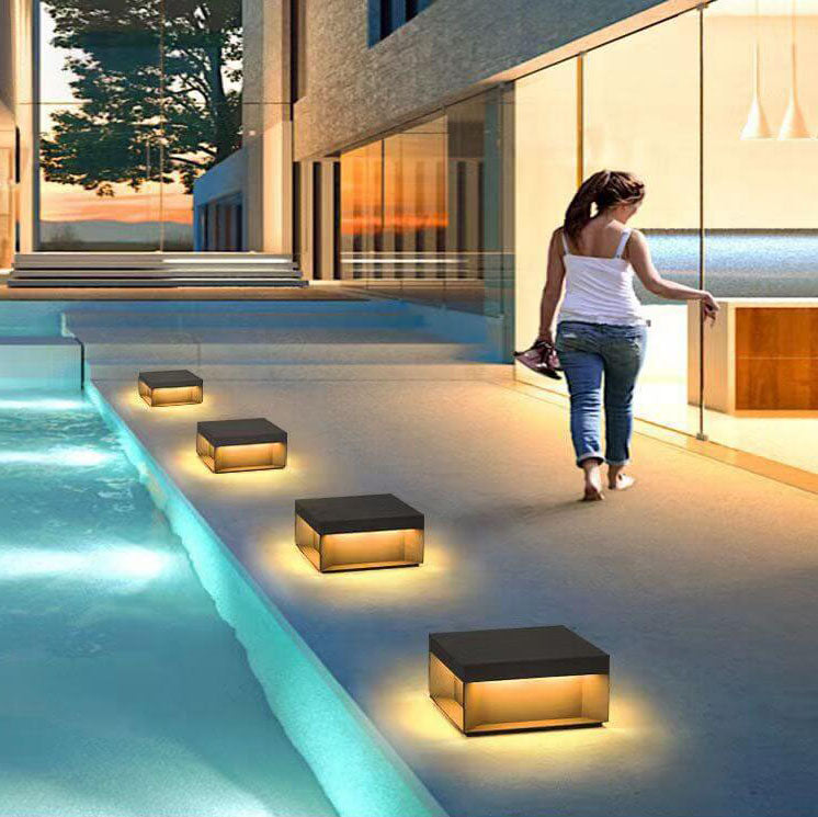 Black modern cuboid pendant lighting — Variant B