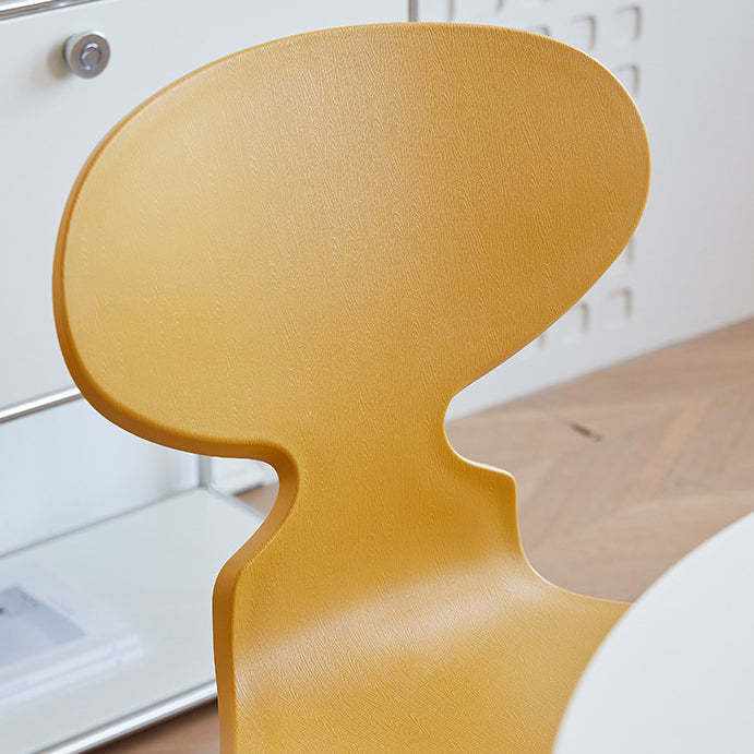 Minimalist Metal Four-Leg Chair — B / Black