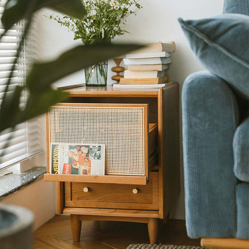 Retro Solid Wood 2-Drawer Nightstand
