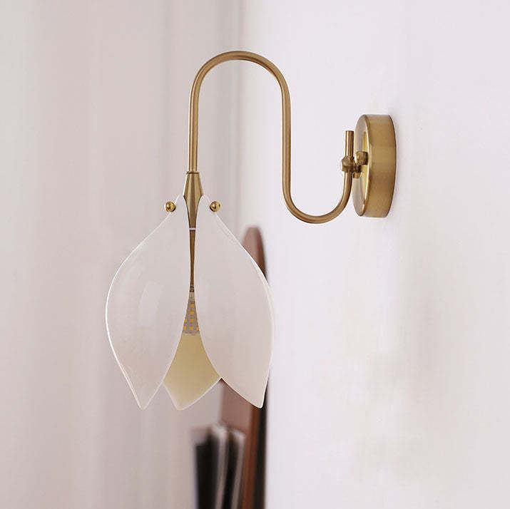 Retro Ceramic Magnolia Flower Iron Wall Sconce