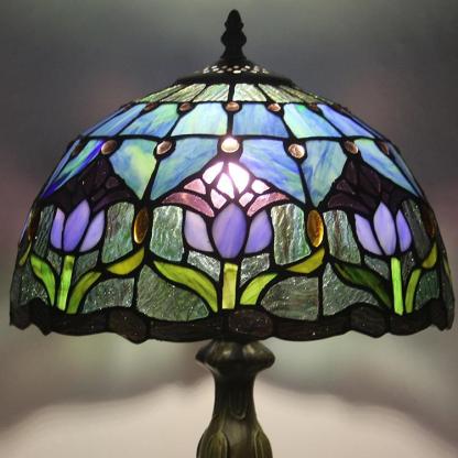 European Tiffany Stained Glass Table Lamp