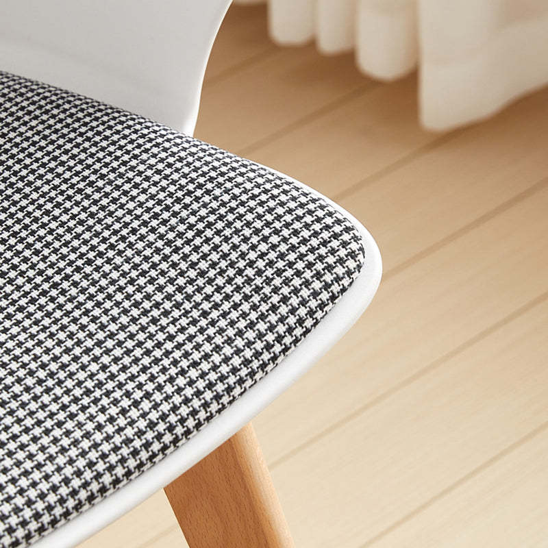 Nordic Curved Plastic Wood-Leg Dining Armchair