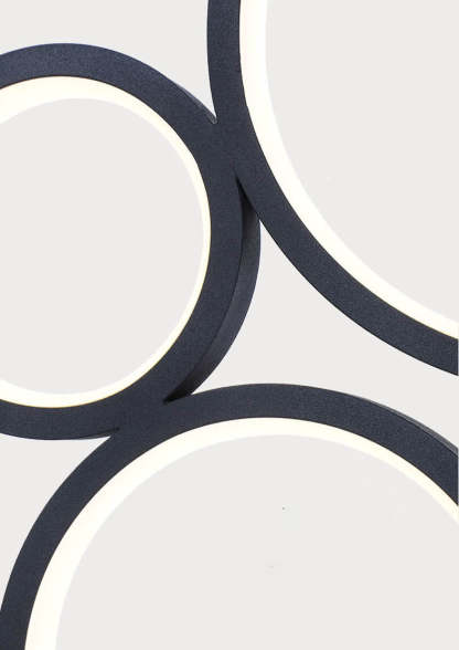 Minimalist 4-Ring LED Table Lamp — Remote Control Switch / White Light (5000K) / Black