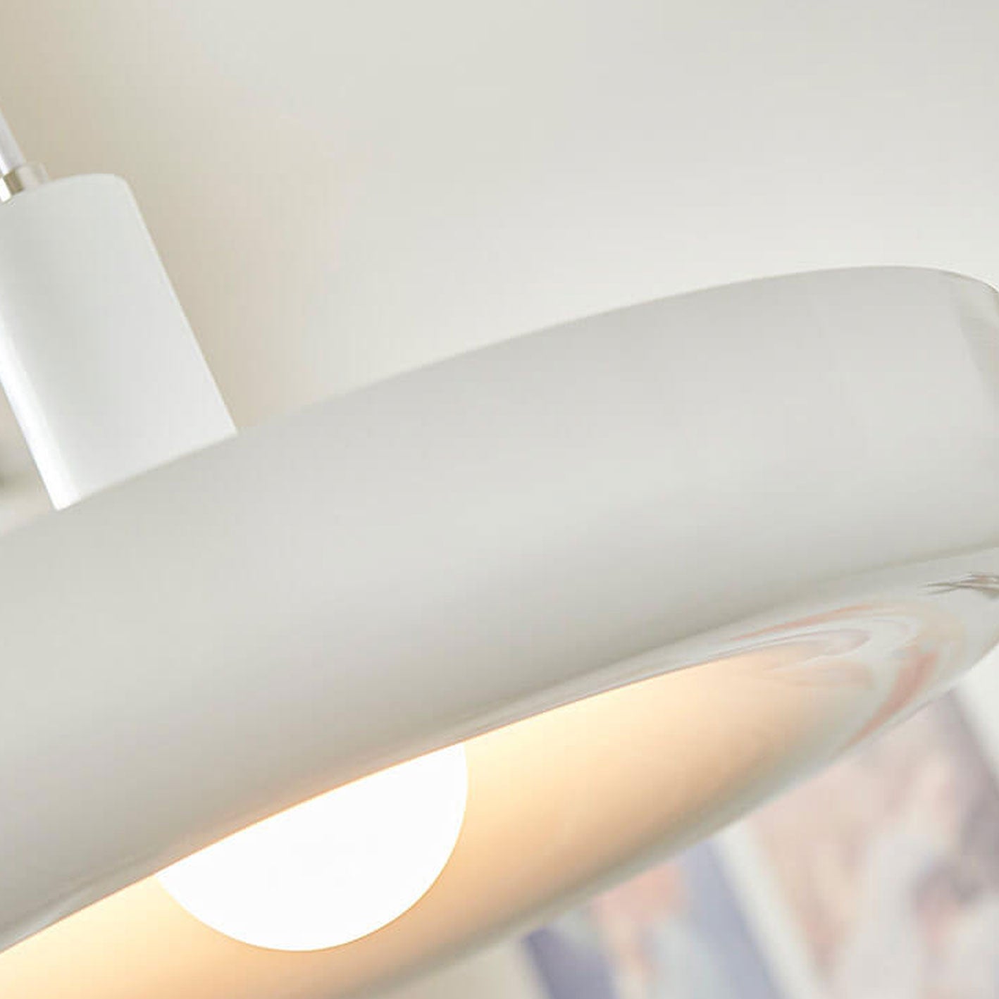Nordic Minimalist UFO Metal Disc Pendant Light