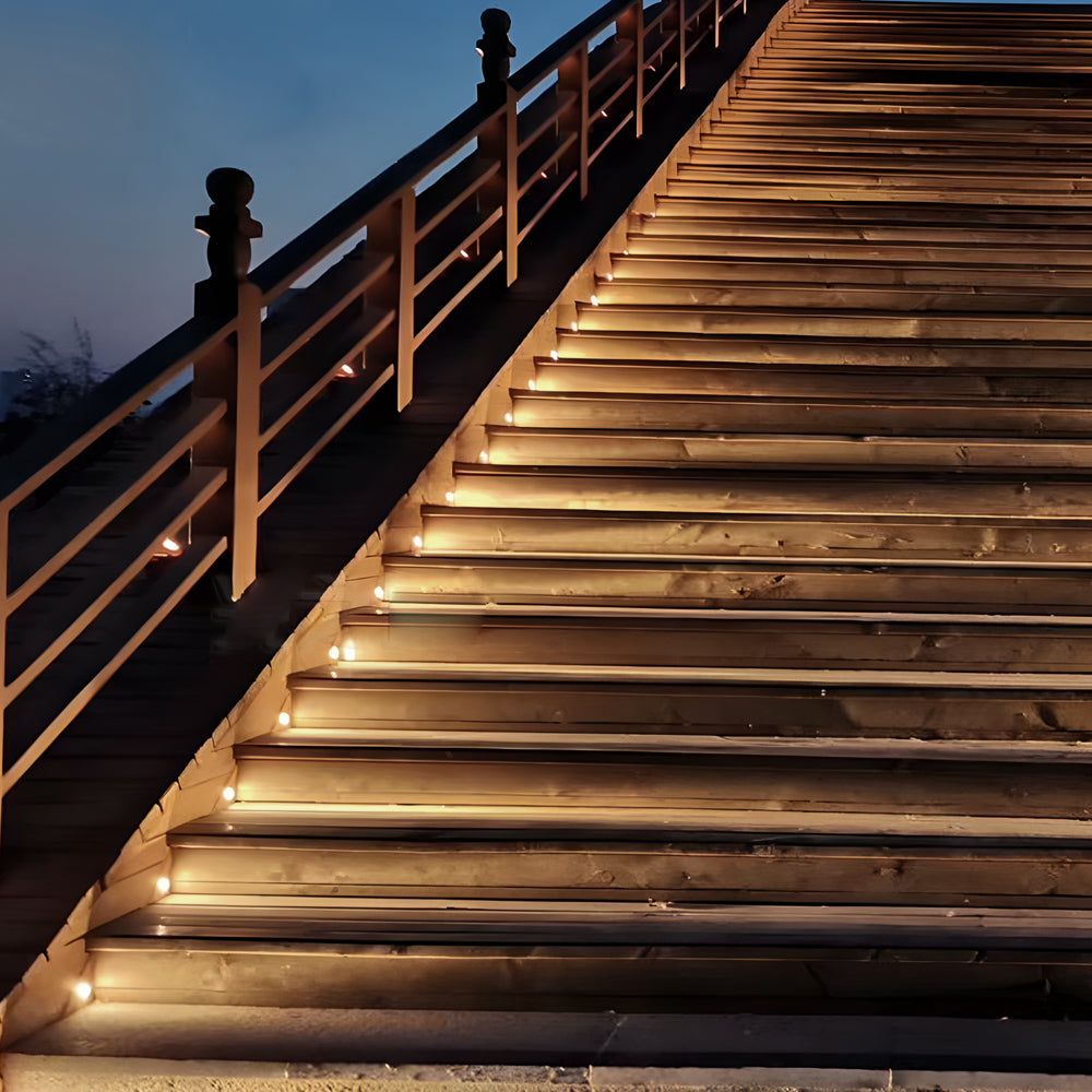 Triangle Outdoor Deck Step Light