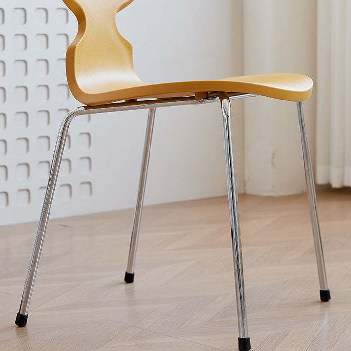 Minimalist Metal Four-Leg Chair — A / Green