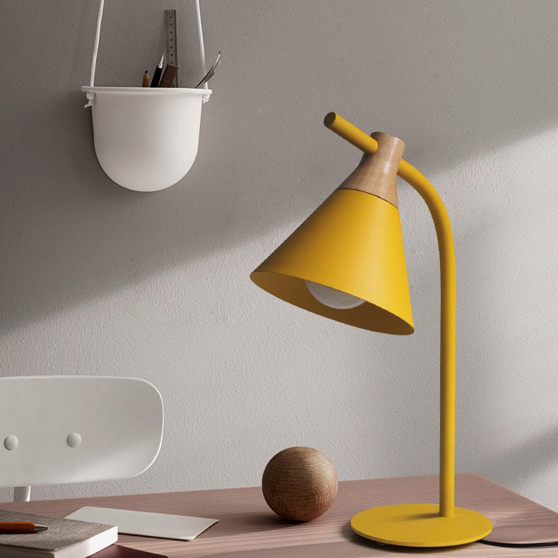 Minimalist Macaron Metal Bell Table Lamp
