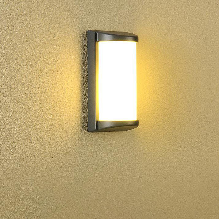 Modern Half Cylindrical Aluminum LED Outdoor Wall Sconce