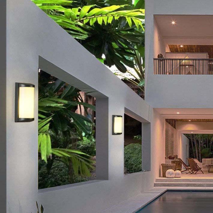 Modern Half Cylindrical Aluminum LED Outdoor Wall Sconce
