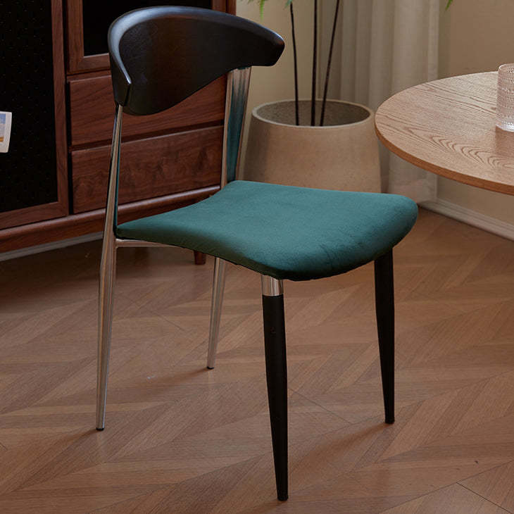 Traditional four-leg dining chairs & benches in metal fabric wood