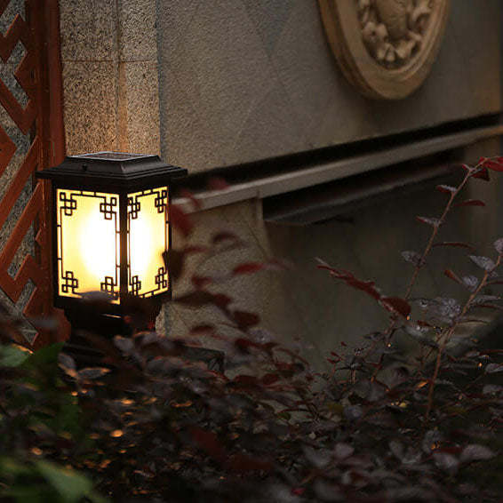 Solar Chinese Window Square Post Garden Light