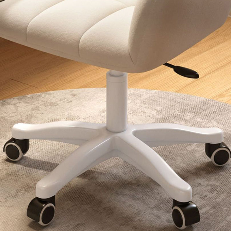 Minimalist Velvet Cotton Nylon Desk Chair — Red