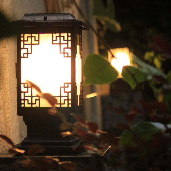 Solar Chinese Window Square Post Garden Light