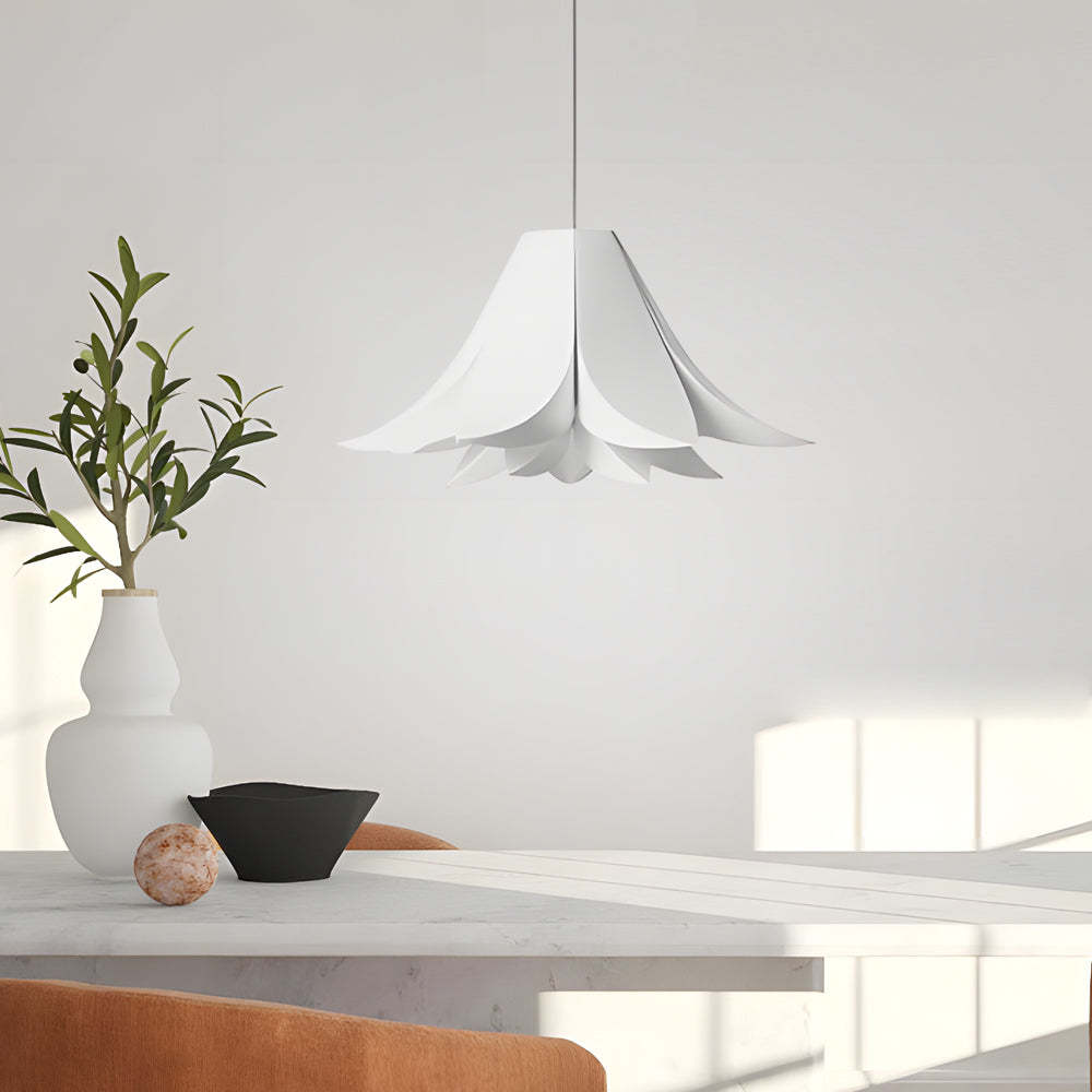 White Petal Flower Dimmable Nordic Chandelier