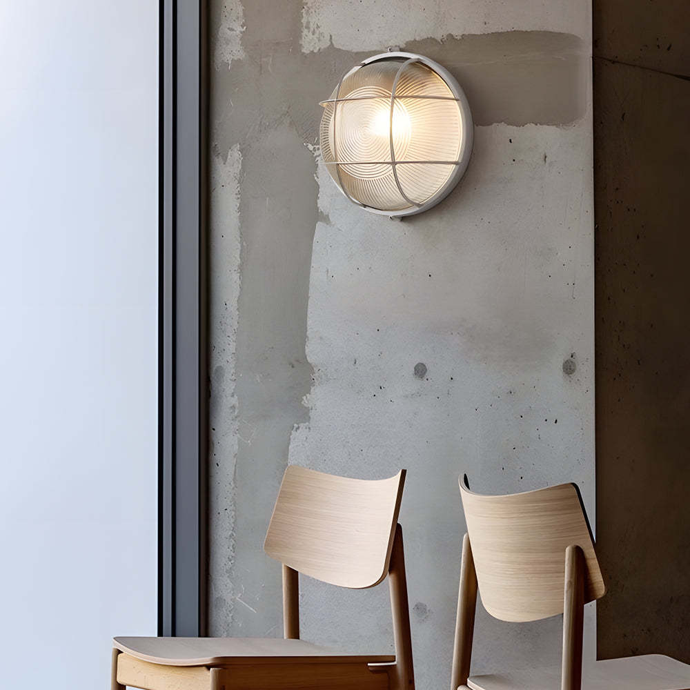 Retro Industrial Oval Outdoor Wall Lamp