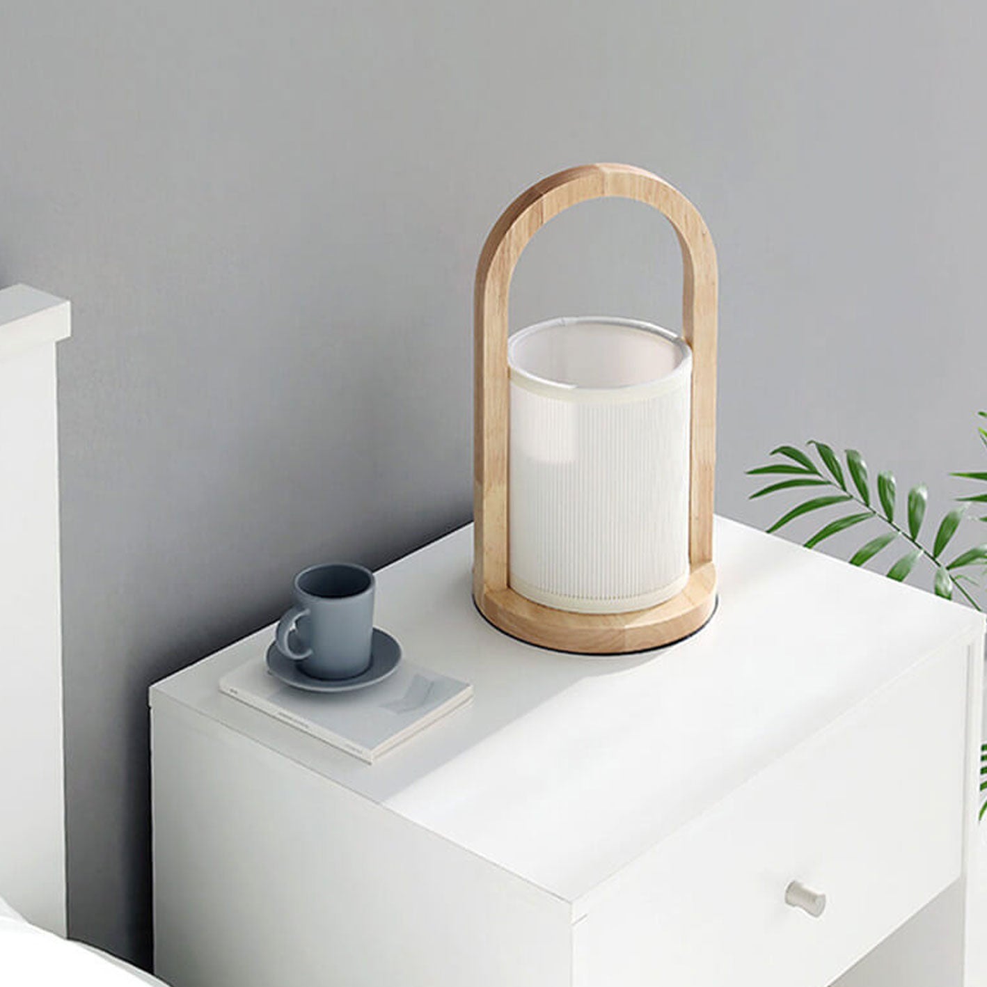 Nordic Fabric Column Solid Wood Table Lamp