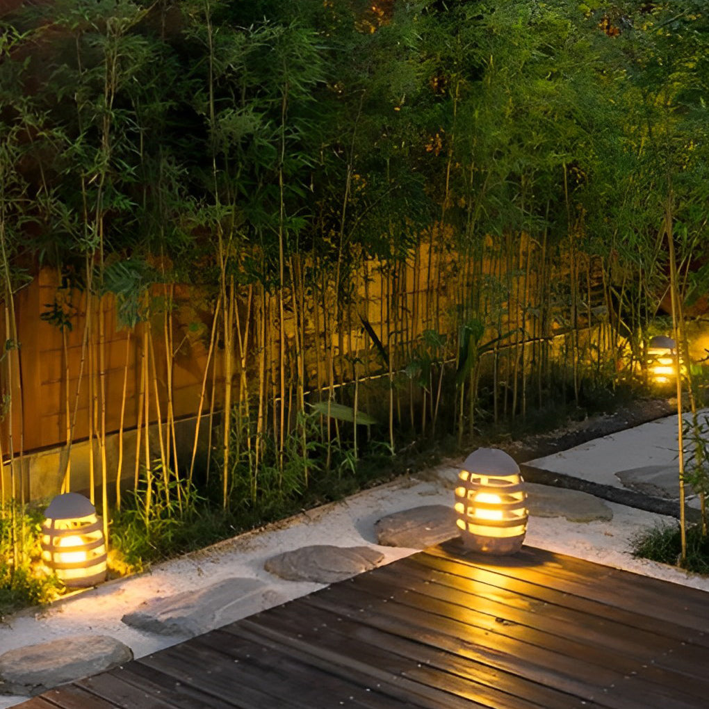 Modern lawn egg-shaped landscape lighting in resin — 13"X20"