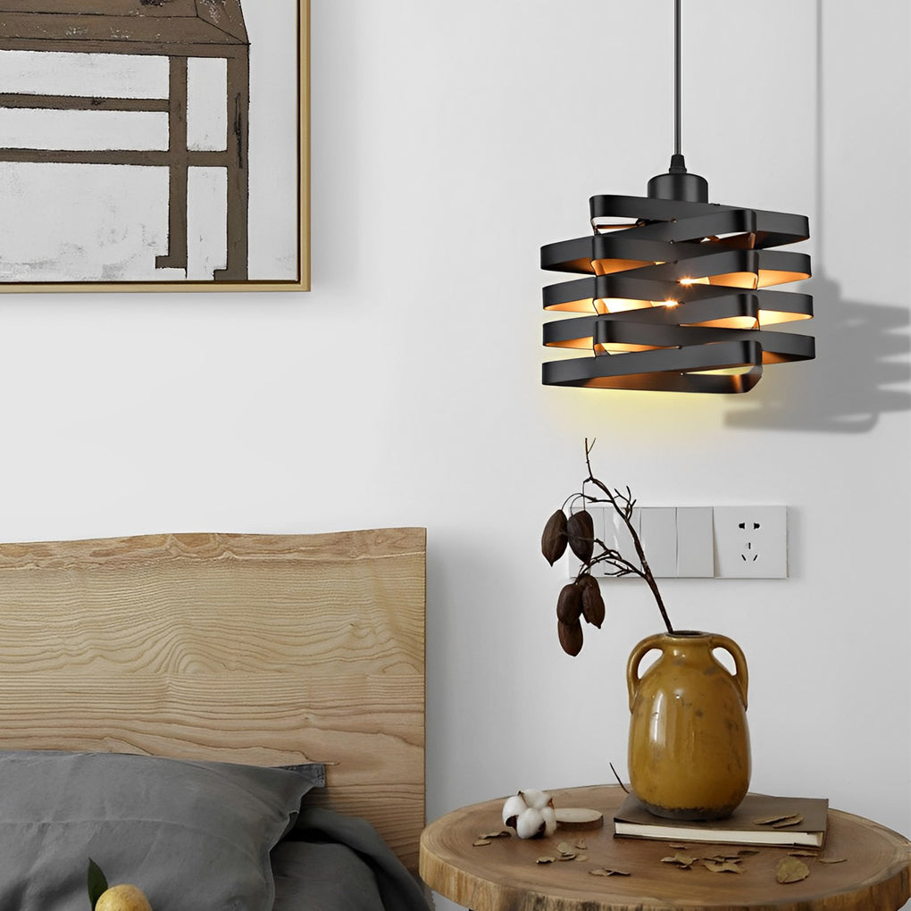 Antique Iron Interwoven Retro Industrial Pendant — Gold