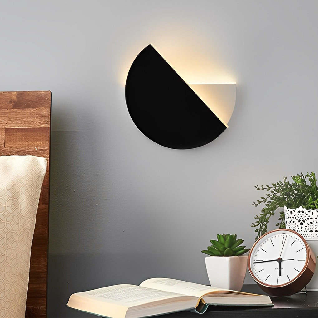 Circular 350 Degree Rotatable Black Nordic Wall Sconce