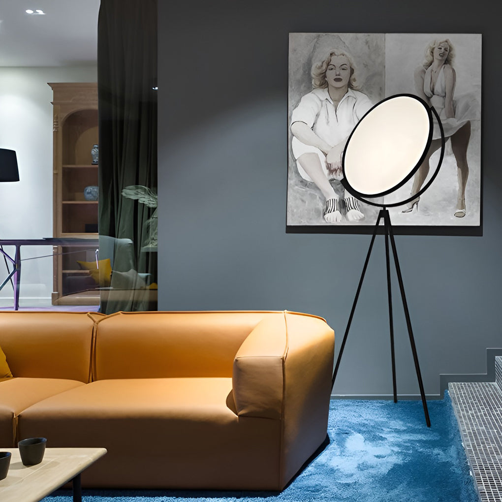 Modern tripod rotating floor lamps in metal — 68.9" H x 19.7" Dia