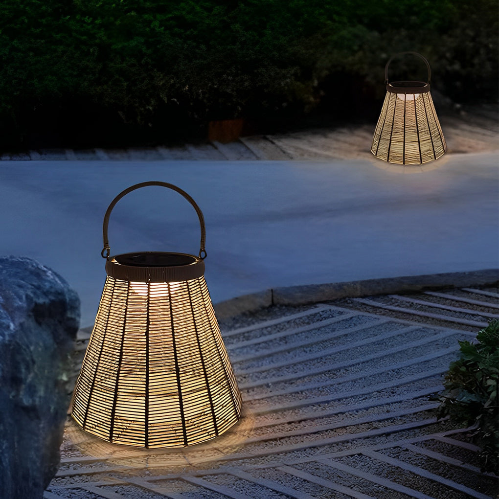 Portable Rattan Retro Solar Outdoor Lantern - 00B