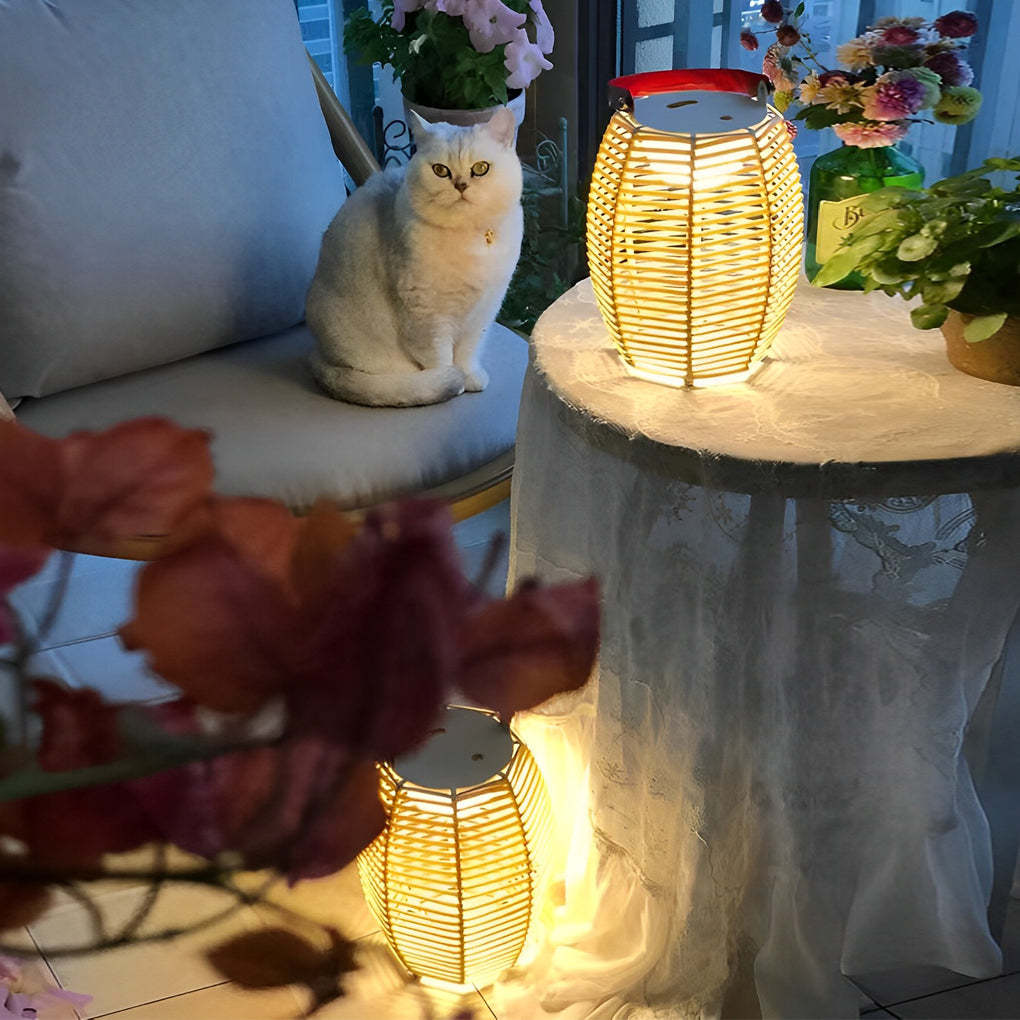 Portable Rattan Lantern LED Solar Outdoor Floor Lamp