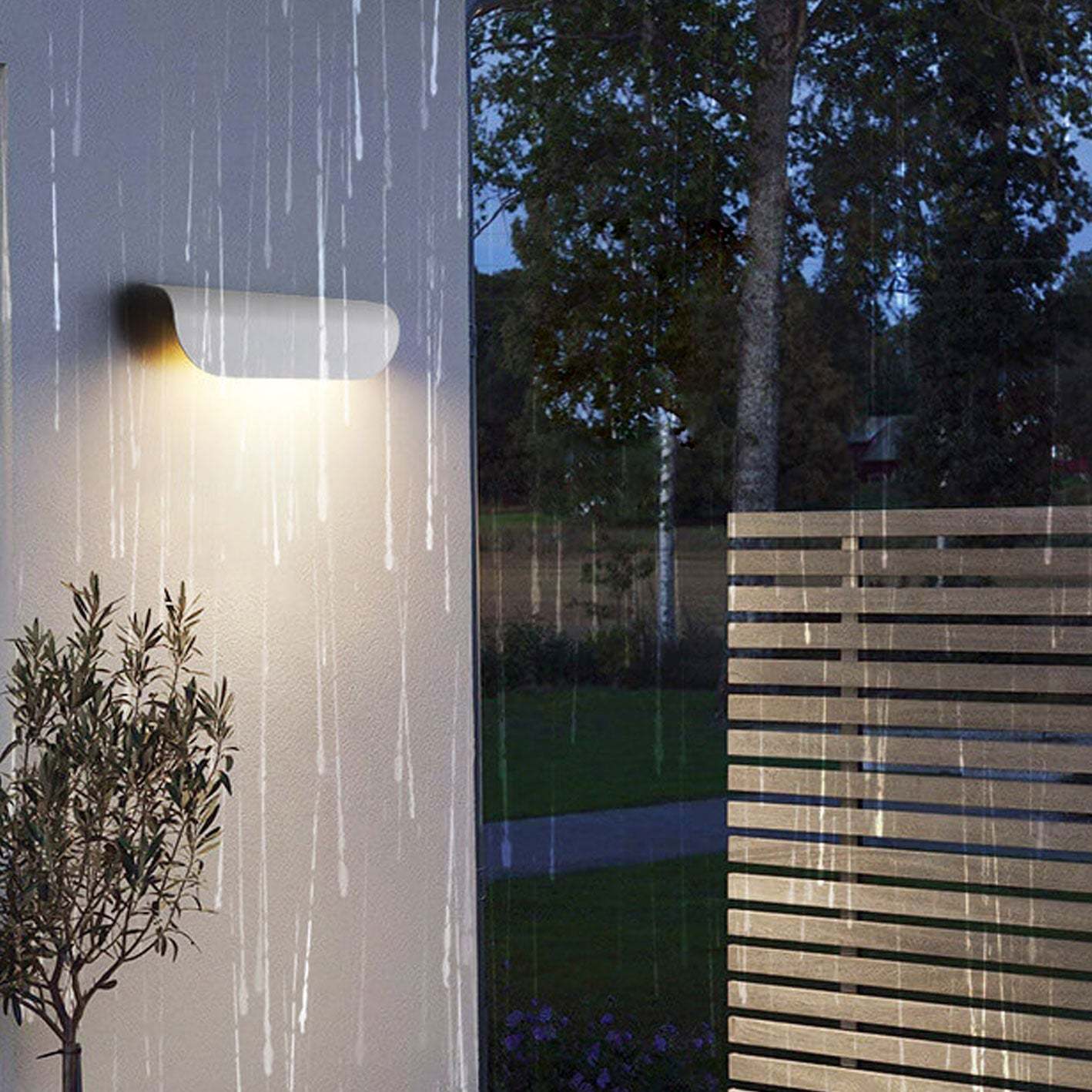 Modern Outdoor Curved LED Garden Wall Sconce