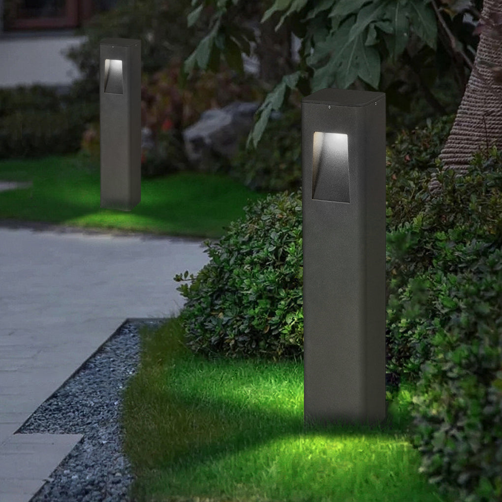 Modern black landscape lighting in aluminum — 4.7" W x 4.7" D x 11.8" H / Cool White (6000K)